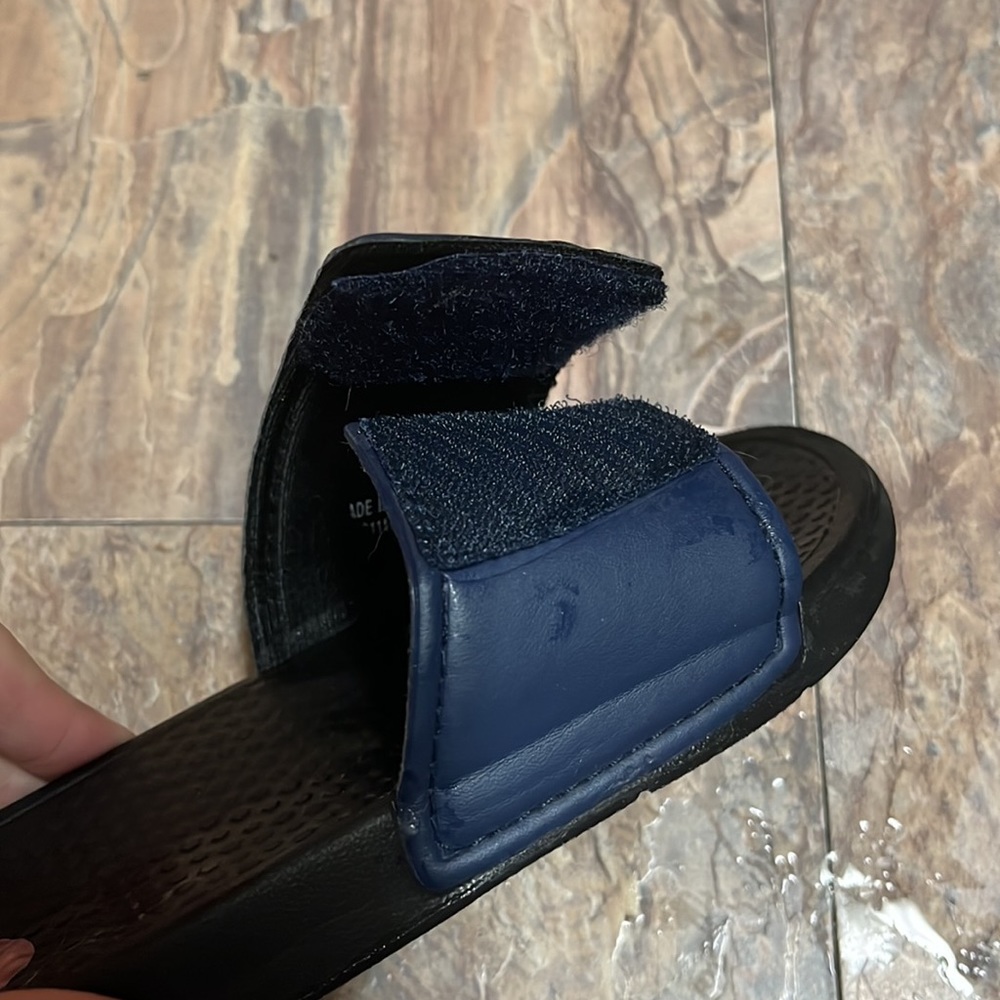 Seahawk slides - Picture 3 of 3